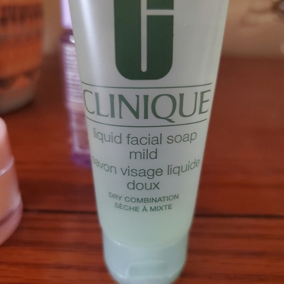 Clinique Skin Care 3-Pack NWOT - Picture 2 of 5